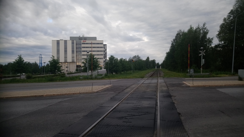 Näkymä Vapaudentien tasoristeyksestä Kaskisten suuntaan 20.6.2019
Avainsanat: infra_tasoristeys