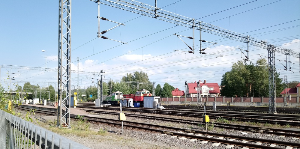 Jyväskylän huoltoraiteistoa 10.8.2018
Vasemmalla matkustajajunien huoltoraiteet. Dv12-pari on saapunut aiemmin samana päivänä Keitelpohjasta.
Avainsanat: op_VR;jyv_Dv12