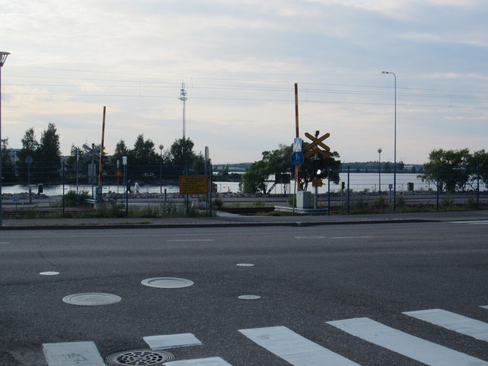Kairon kävelytien tasoristeys
Avainsanat: infra_tasoristeys